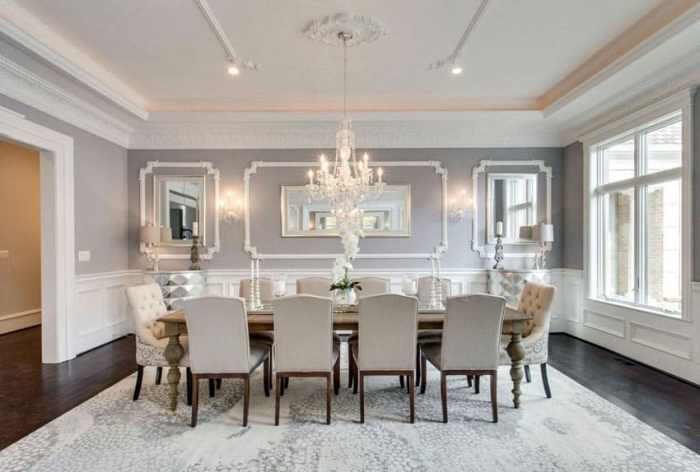 How to decorate formal dining room table